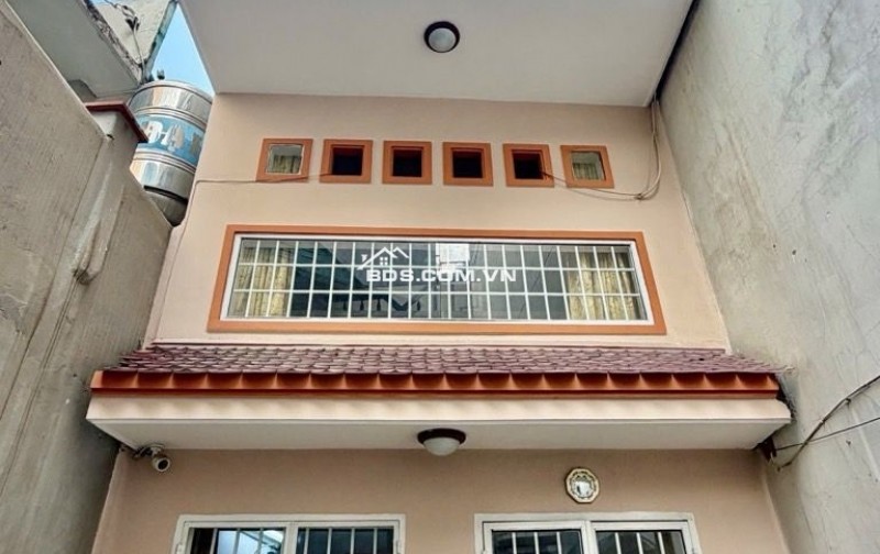 NHÀ HIẾM NGUYỄN VĂN TRỖI – PHÚ NHUẬN GIÁ 5.X TỶ  3 TẦNG BTCT  NỞ HẬU  HOÀN CÔNG